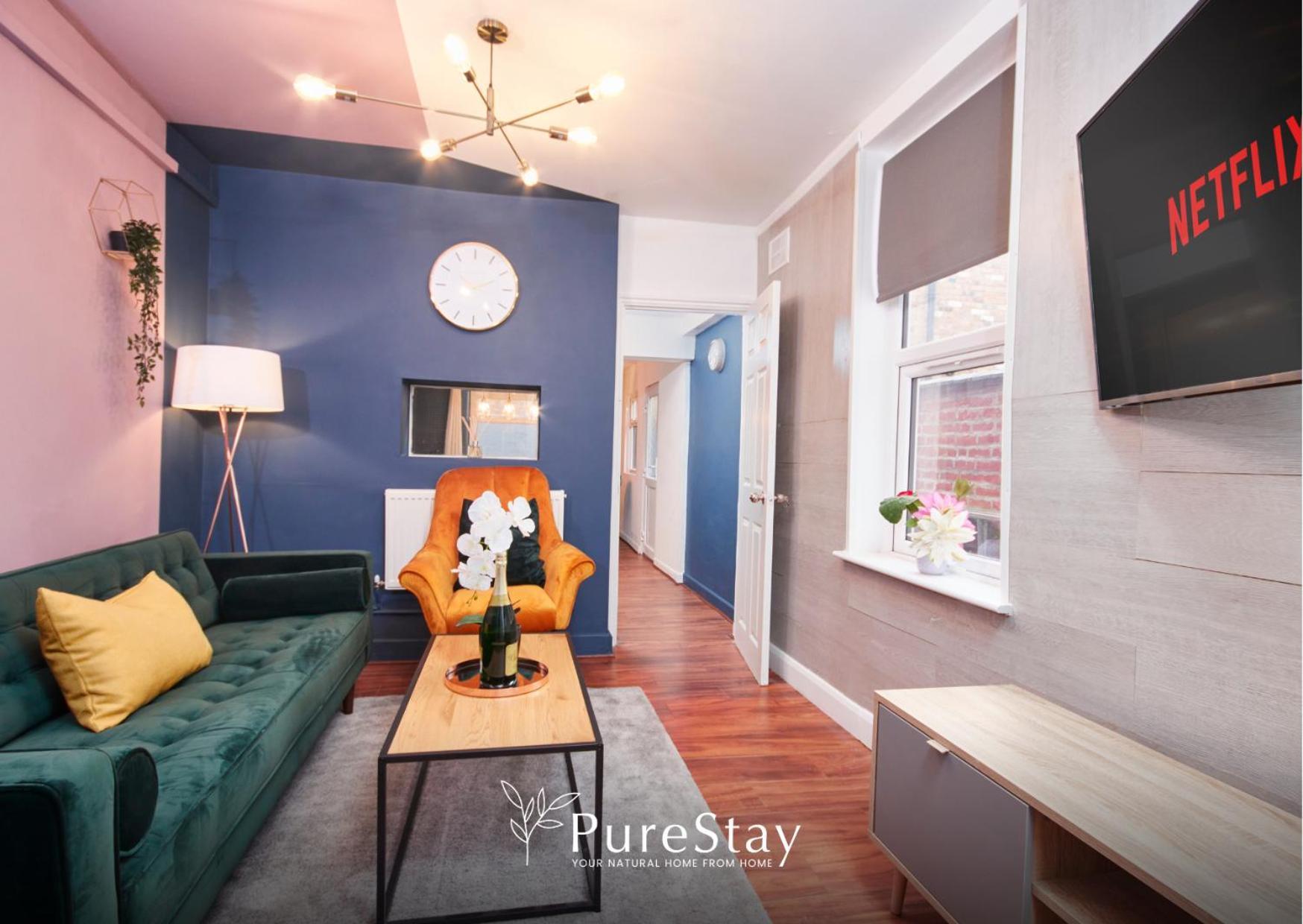 5 Bed House In Leamington Spa Perfect For Contractors With 7 Beds By Purestay - 14 Night Min! Kültér fotó